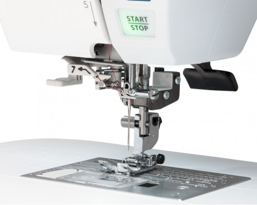 JANOME SKYLINE S6