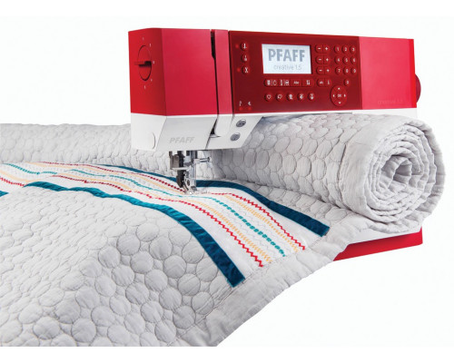 Вишивальна машина Pfaff Creative 1.5