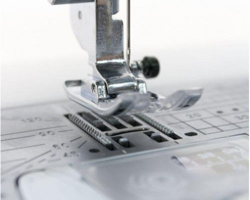 Швейна машина JANOME Skyline S5